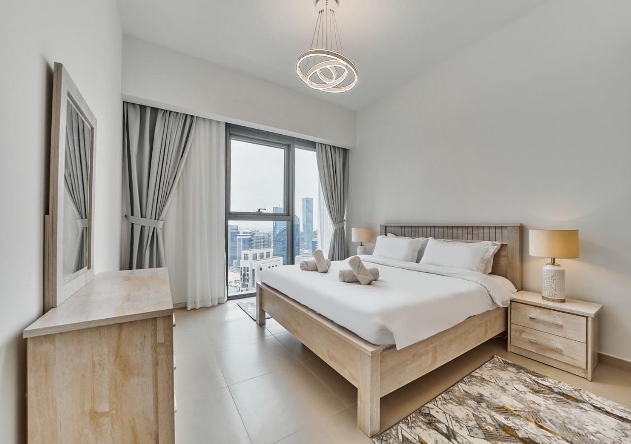 Majestic Act One 2br 32nd Floor- Downtown- Fountain View Апартаменти Дубай