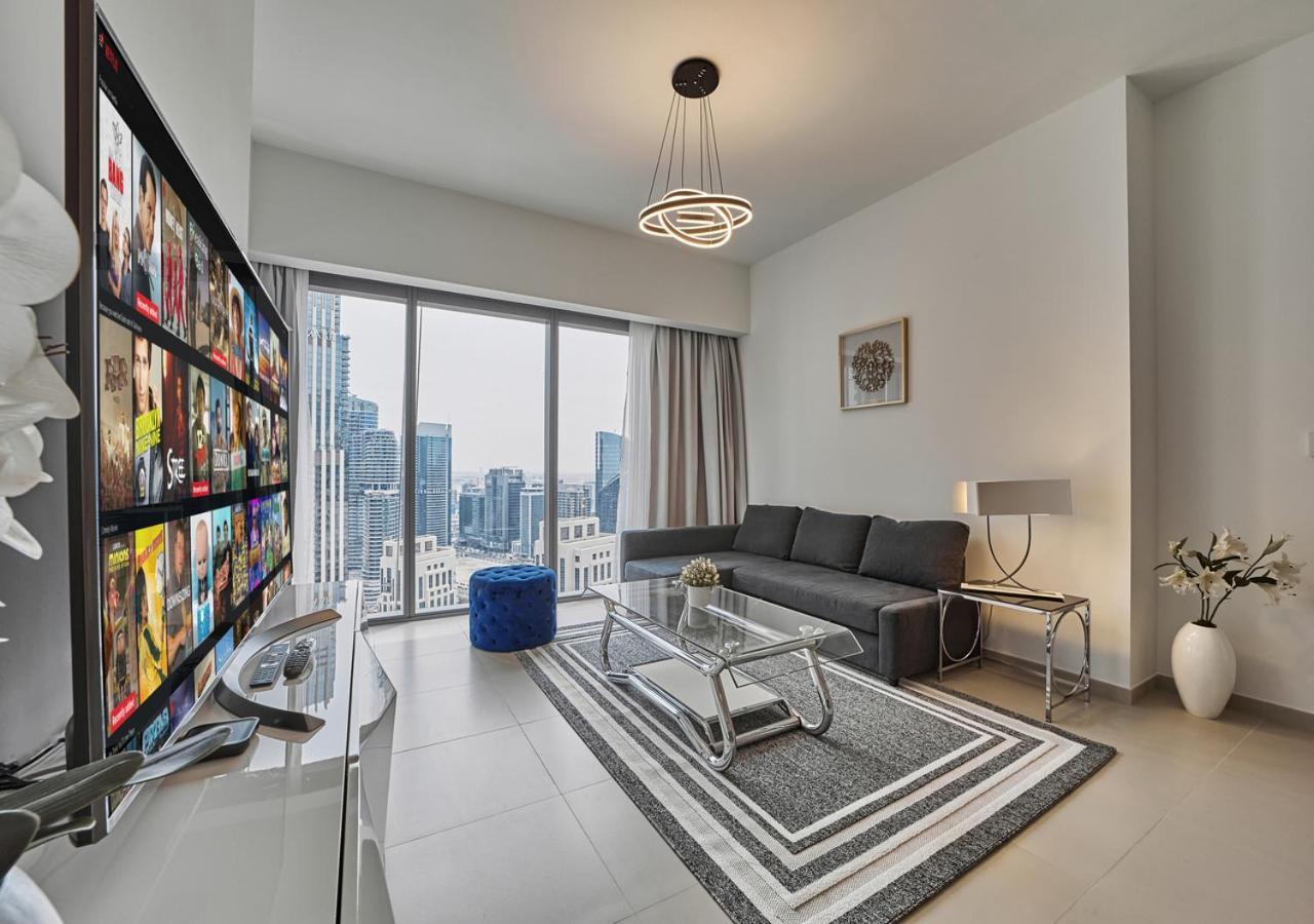Апартаменти Majestic Act One 2br 32nd Floor- Downtown- Fountain View Дубай