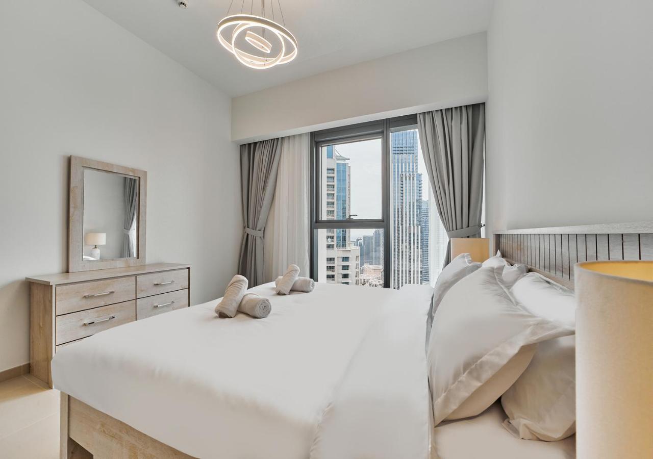 Majestic Act One 2br 32nd Floor- Downtown- Fountain View Апартаменти Дубай