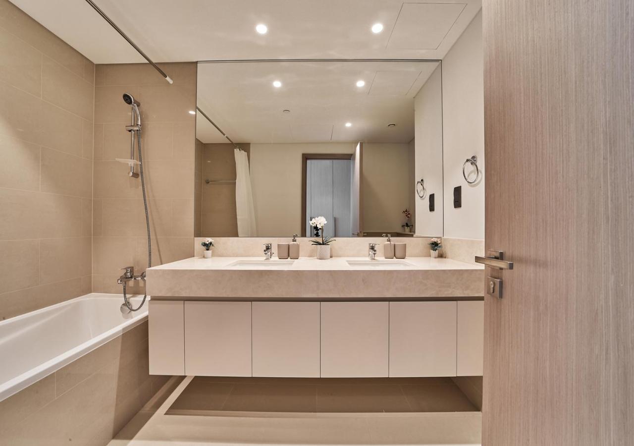 Majestic Act One 2br 32nd Floor- Downtown- Fountain View Апартаменти