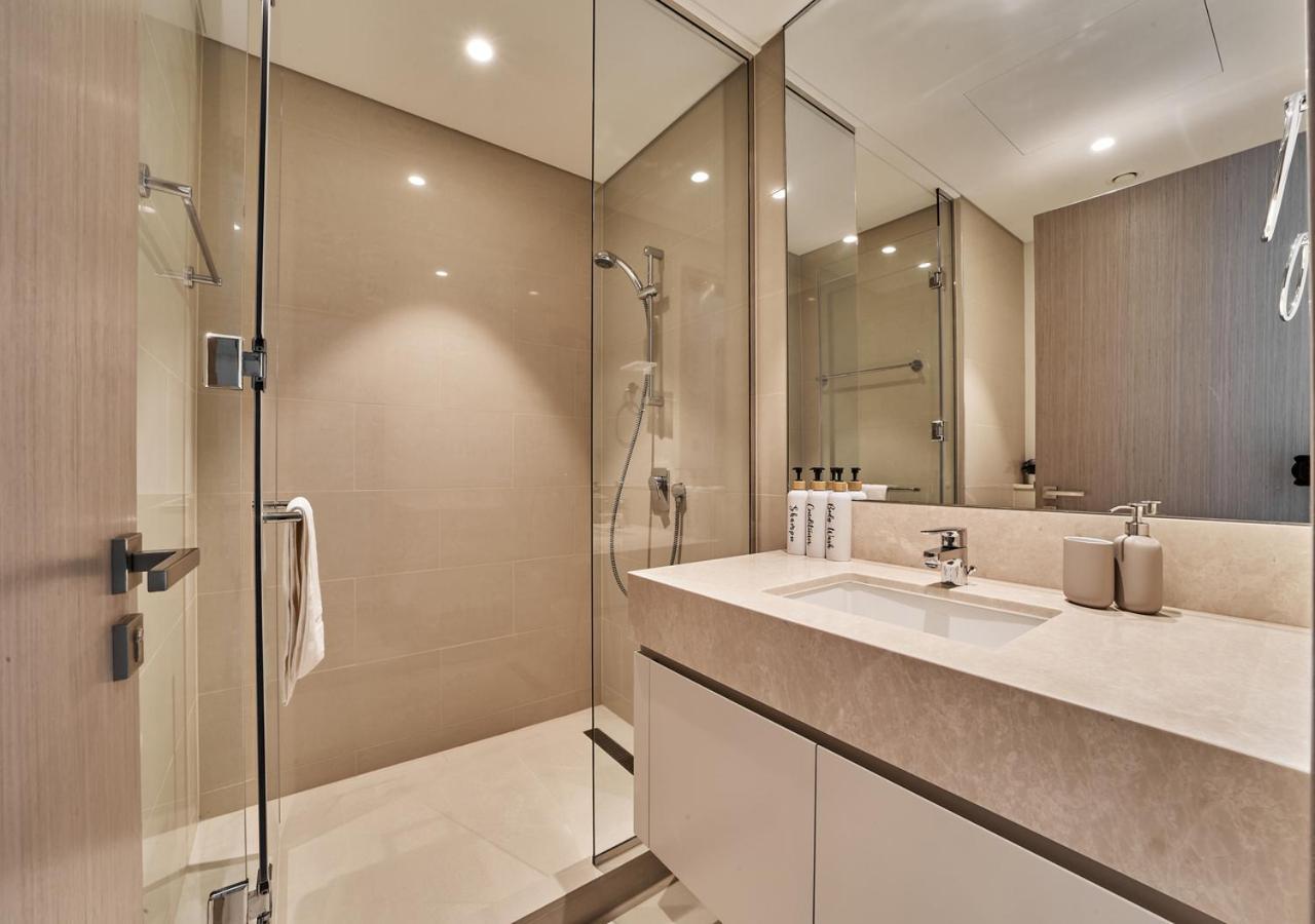Апартаменти Majestic Act One 2br 32nd Floor- Downtown- Fountain View Дубай