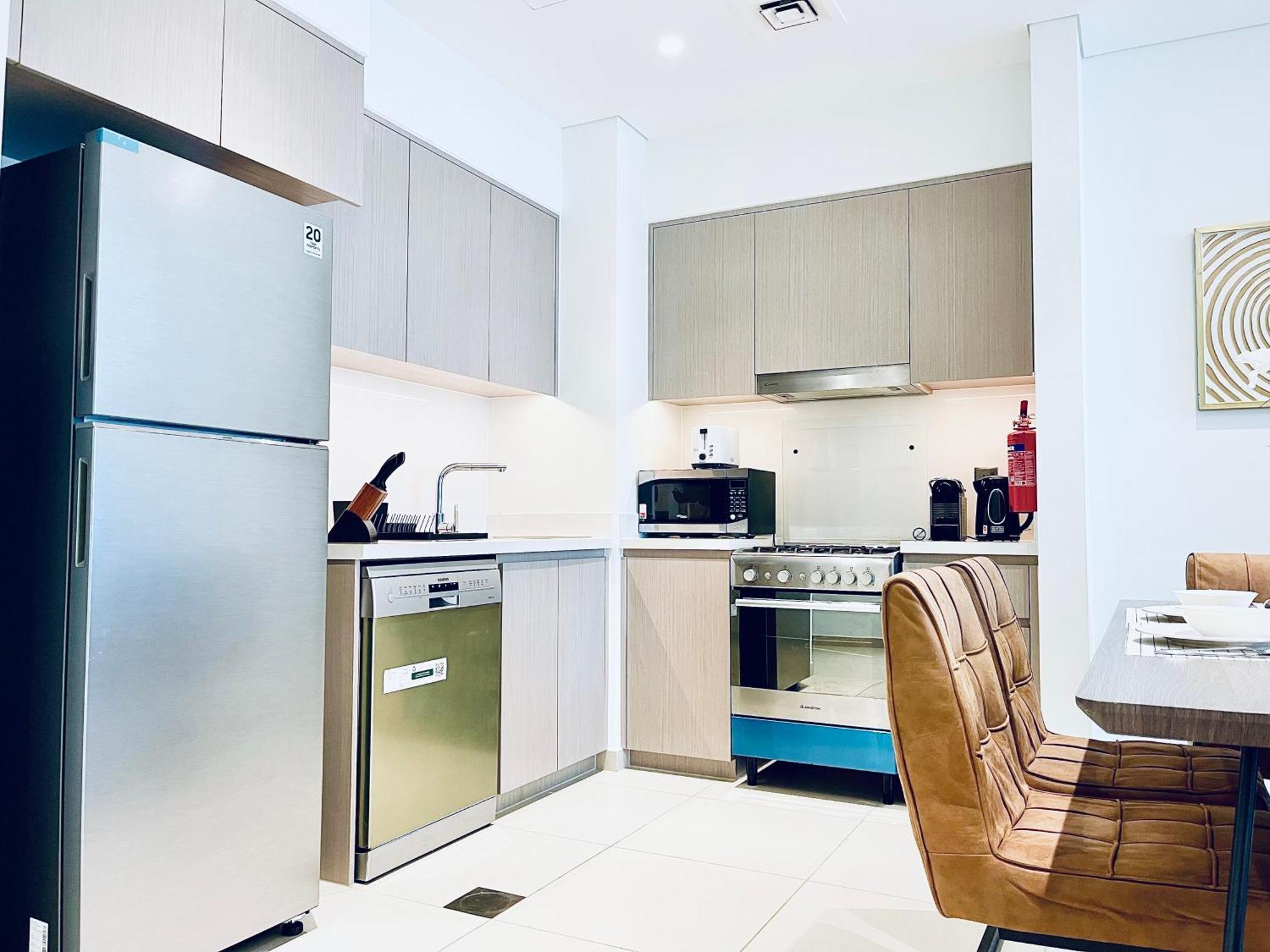 Апартаменти Majestic Act One 2br 32nd Floor- Downtown- Fountain View Дубай